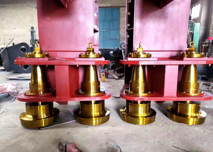 起重机防脱轨装置