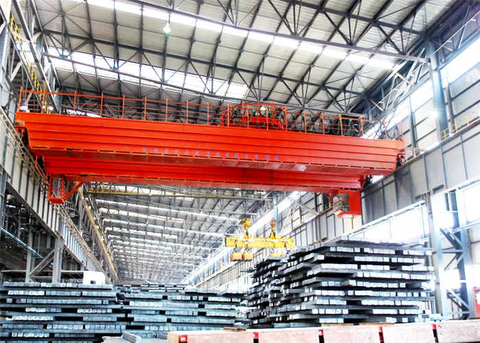 QX型回转挂梁桥式起重机