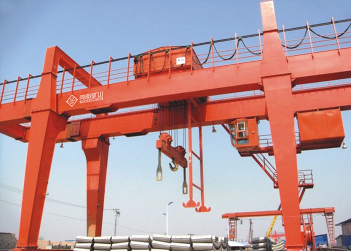 地铁施工用门式起重机