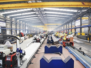 Smart manufacturing is no small feat—Henan Mine has welcomed over a hundred robotic employees to the team!