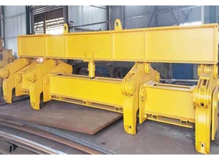 . Simple steel sheet and plate lifting tong