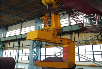 Motorized Rotating C Hook